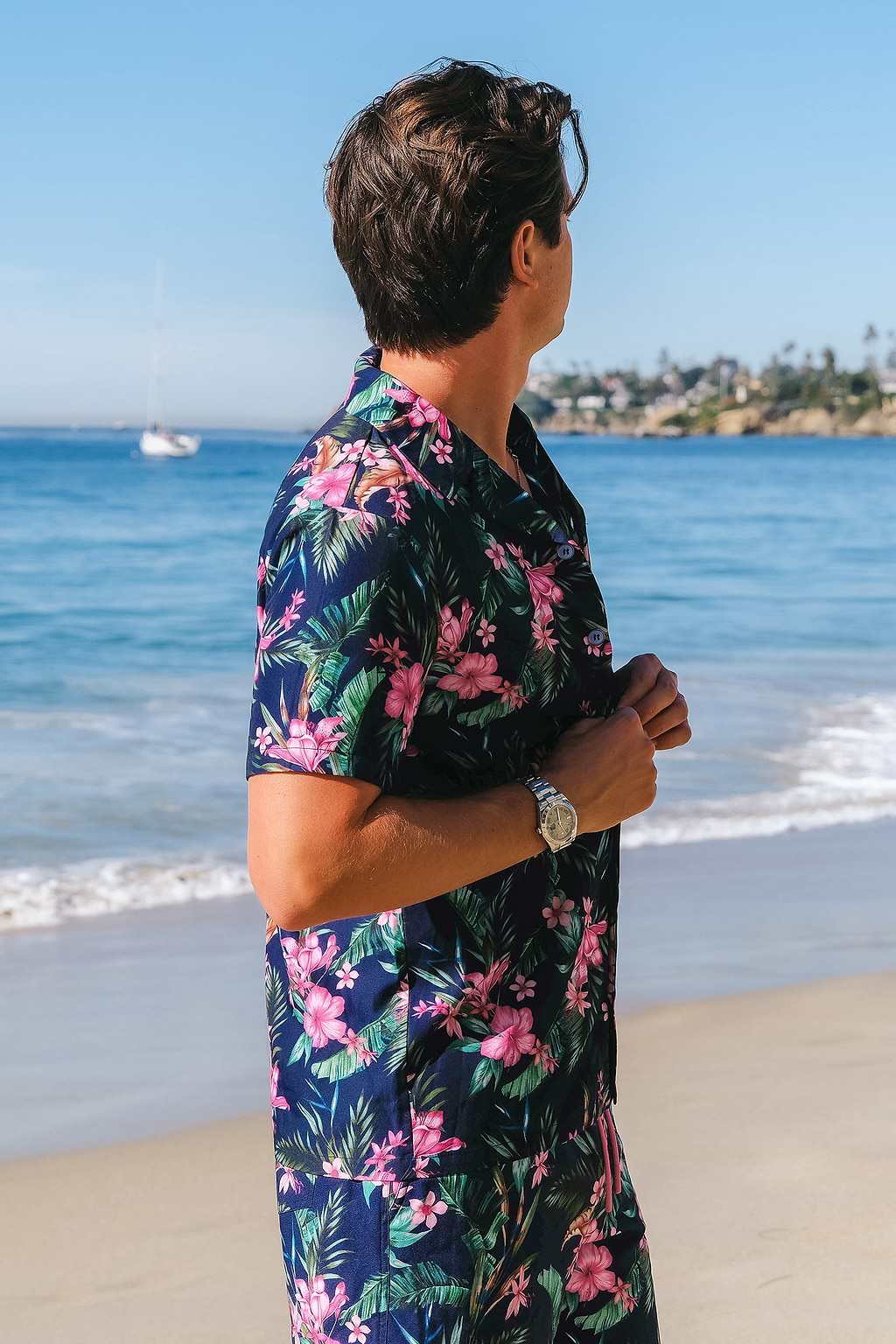 Camisa con botones tropicales Night Orchid