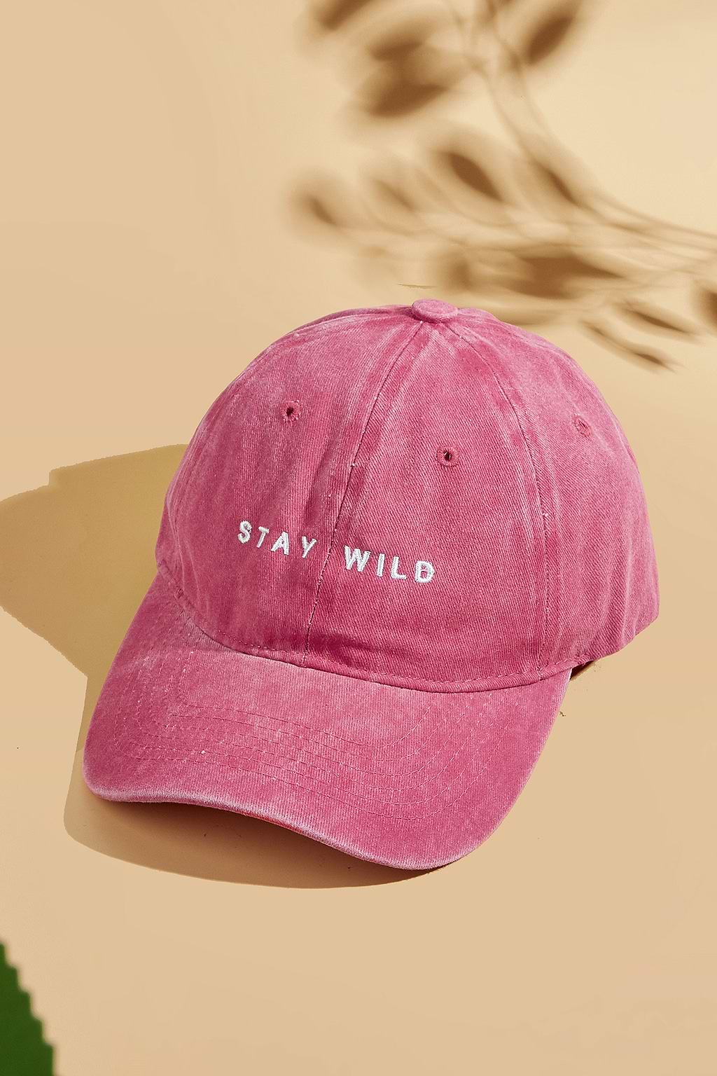 Casquette de baseball en broderie et pur coton rose