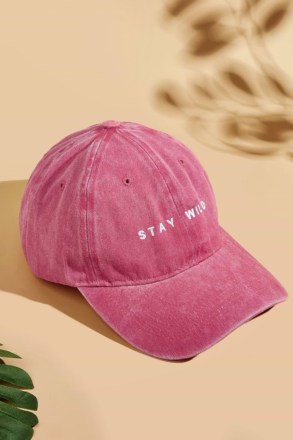 Casquette de baseball en broderie et pur coton rose