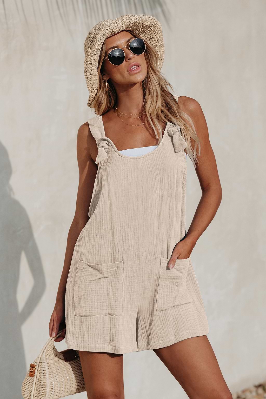 Salopette en pur coton courte à poches plaquées beige