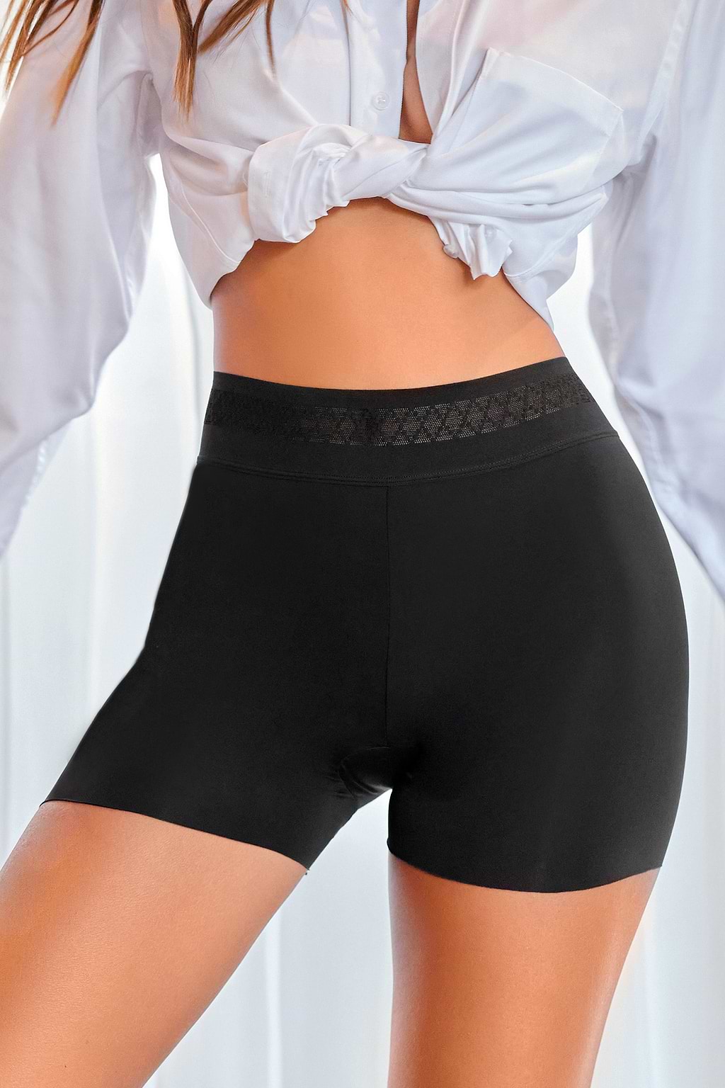 Calzoncillos negros Slim & Sculpt de talle alto que realzan el trasero