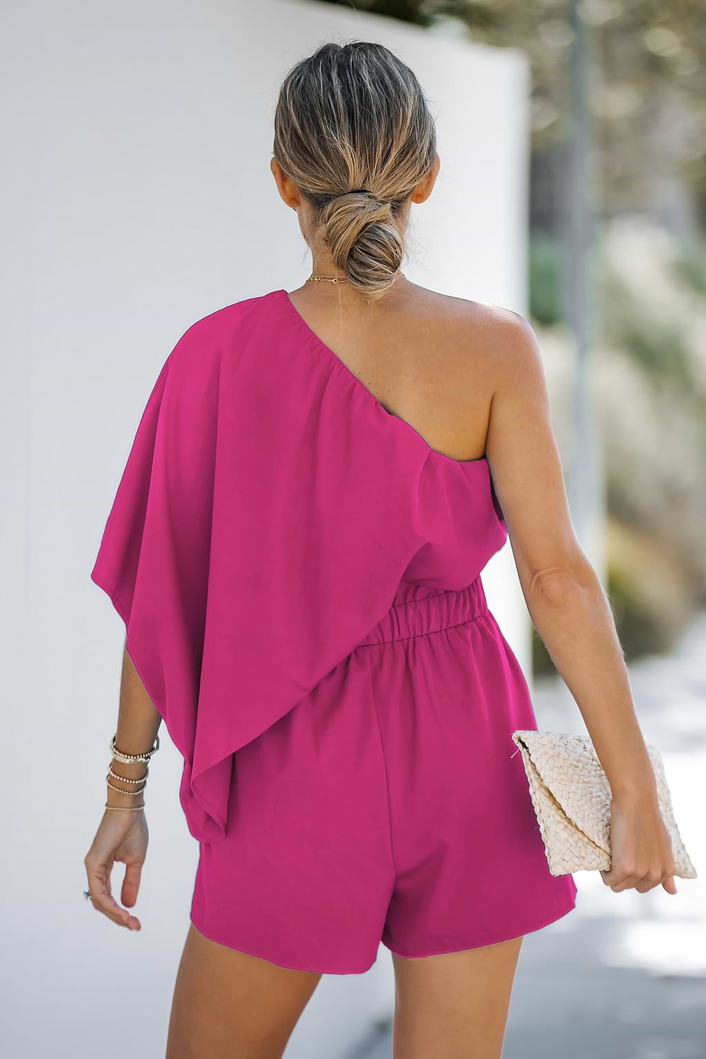 Fuchsia One-Shoulder-Strampler mit drapiertem Mieder