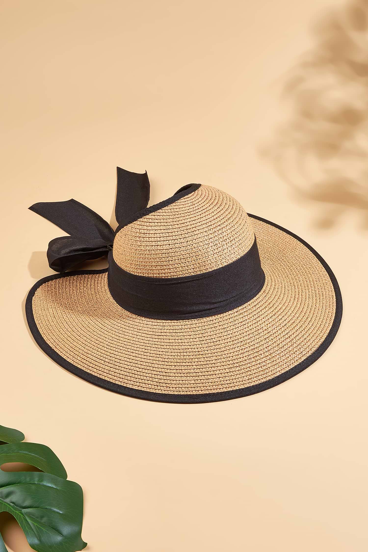 Wide Brim Oversized Bow Straw Visor