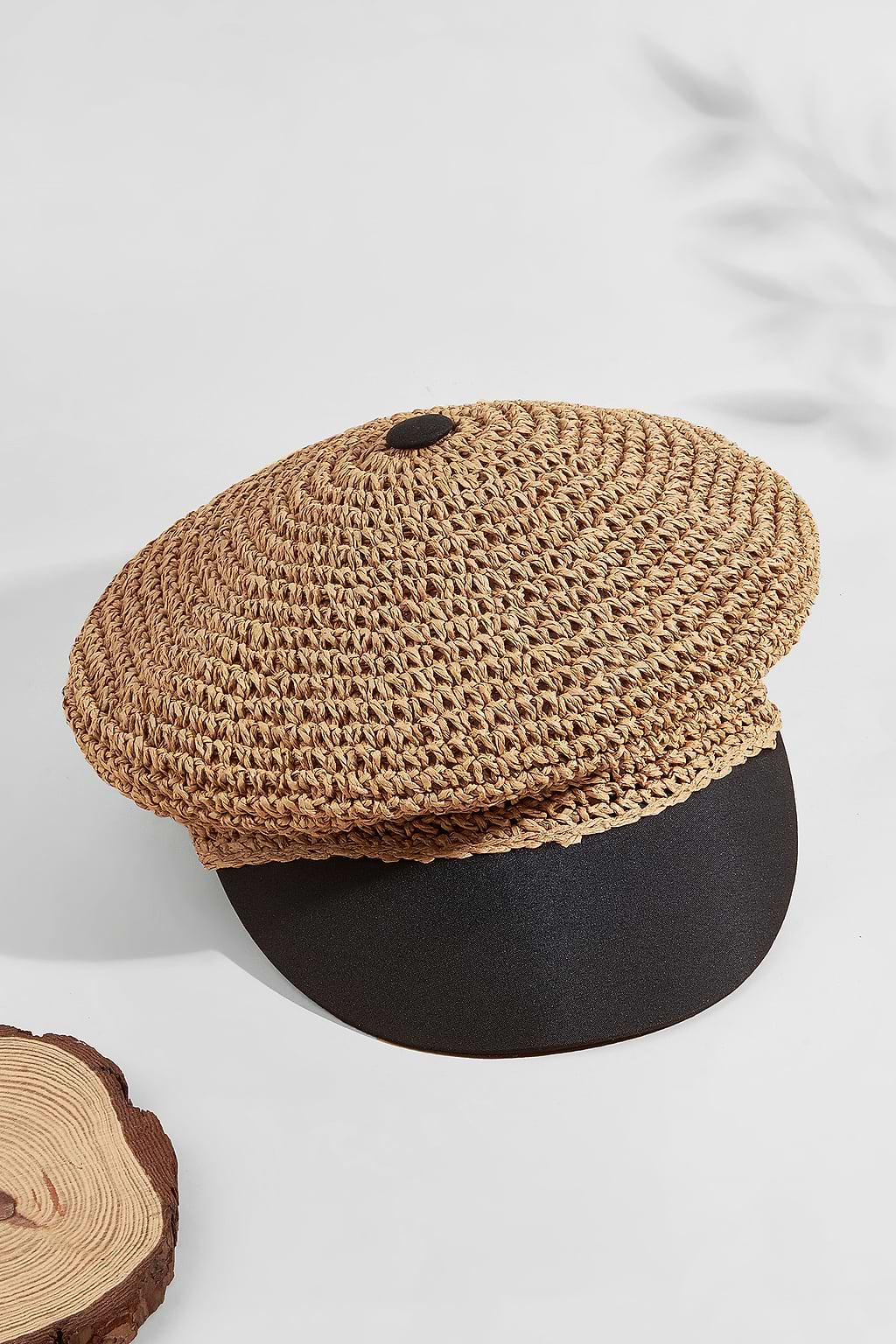 Sombrero paje con bloques de color negro y paja