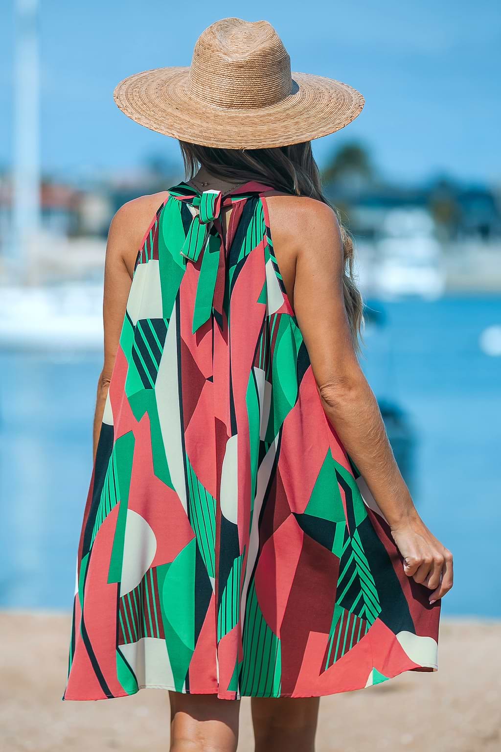 Ärmelloses locker sitzendes Minikleid mit Stehkragen