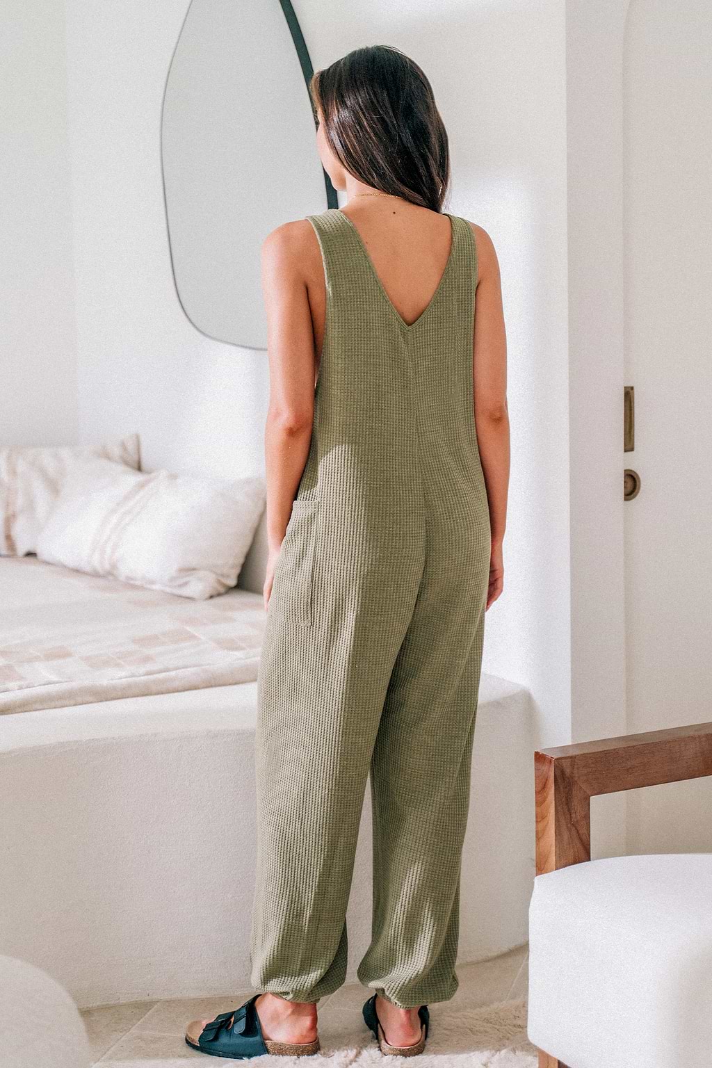 Mono con bolsillo de parche sin mangas de punto tipo gofre verde oliva