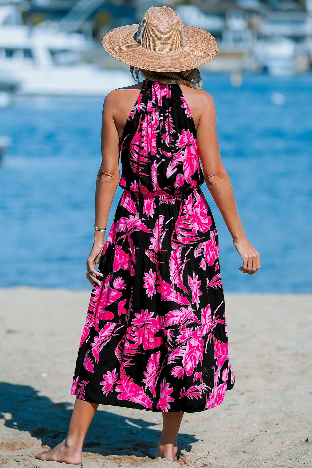Robe maxi avec col haut sans manches à fleurs