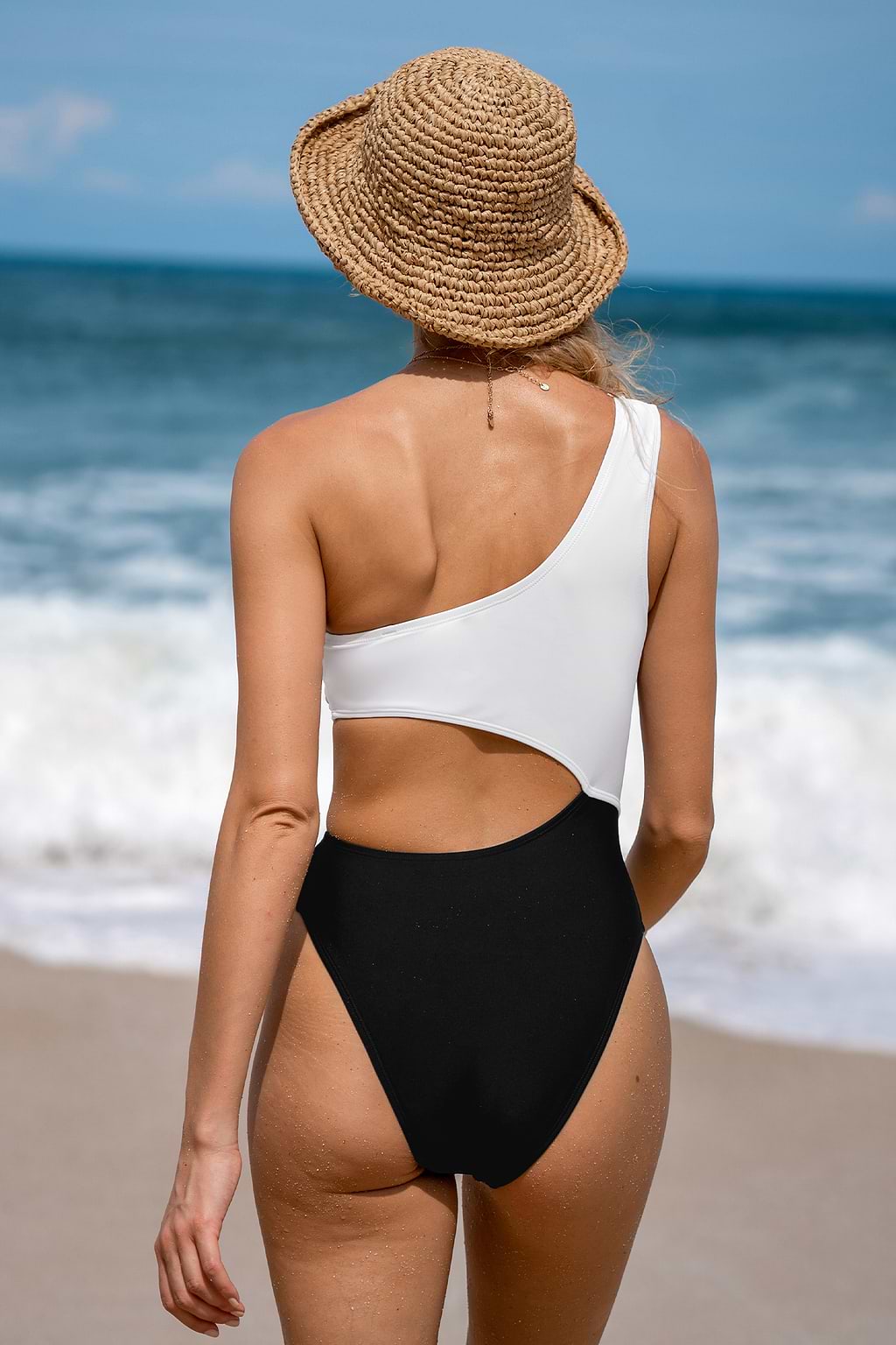 x JoJo Escapeing asymmetrische stud-uitsparing uit één stuk