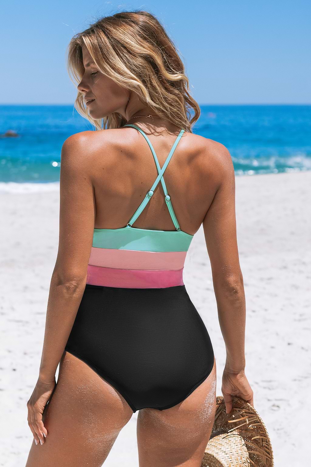 Tief ausgeschnittener Badeanzug in Mintrosa und Schwarz