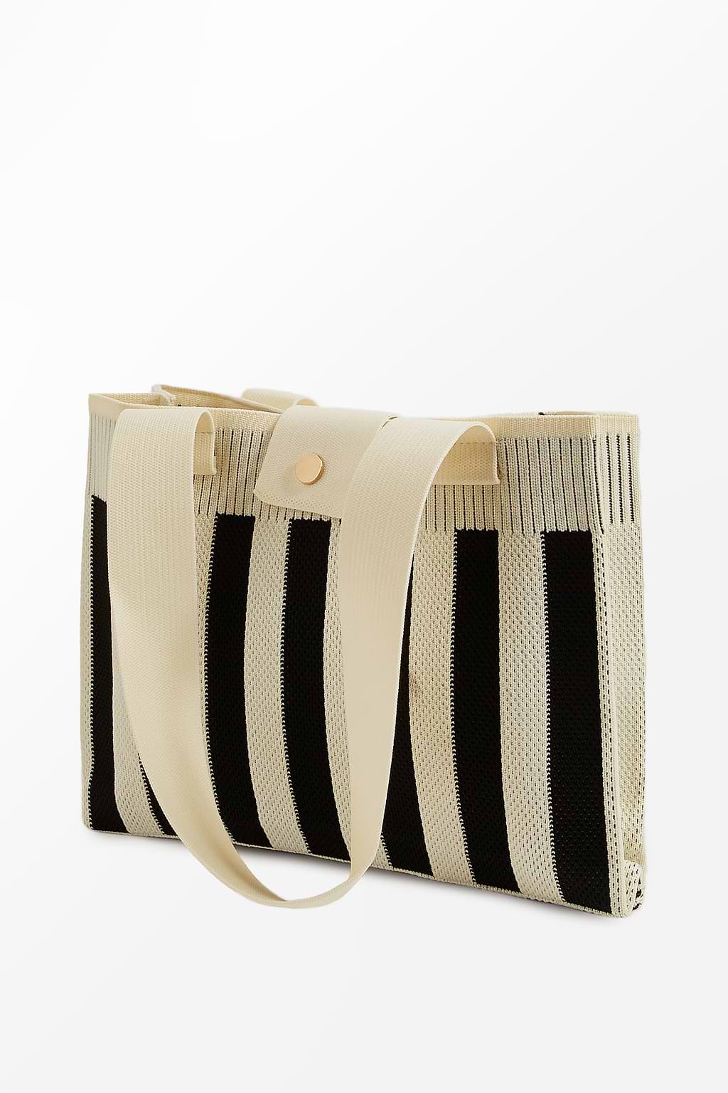 Bolso rectangular de rayas de crochet blanco