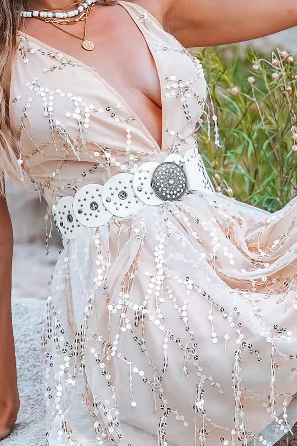 Disc Shape Rivet Buckle Belt