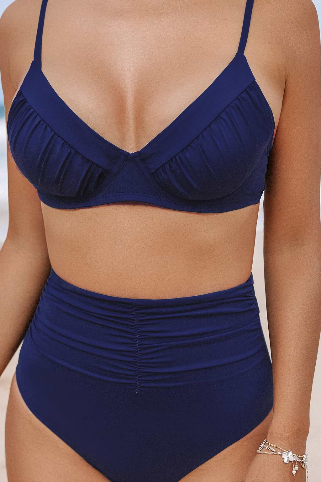 Bügel-Bikinioberteil & High Waist Bikinihose