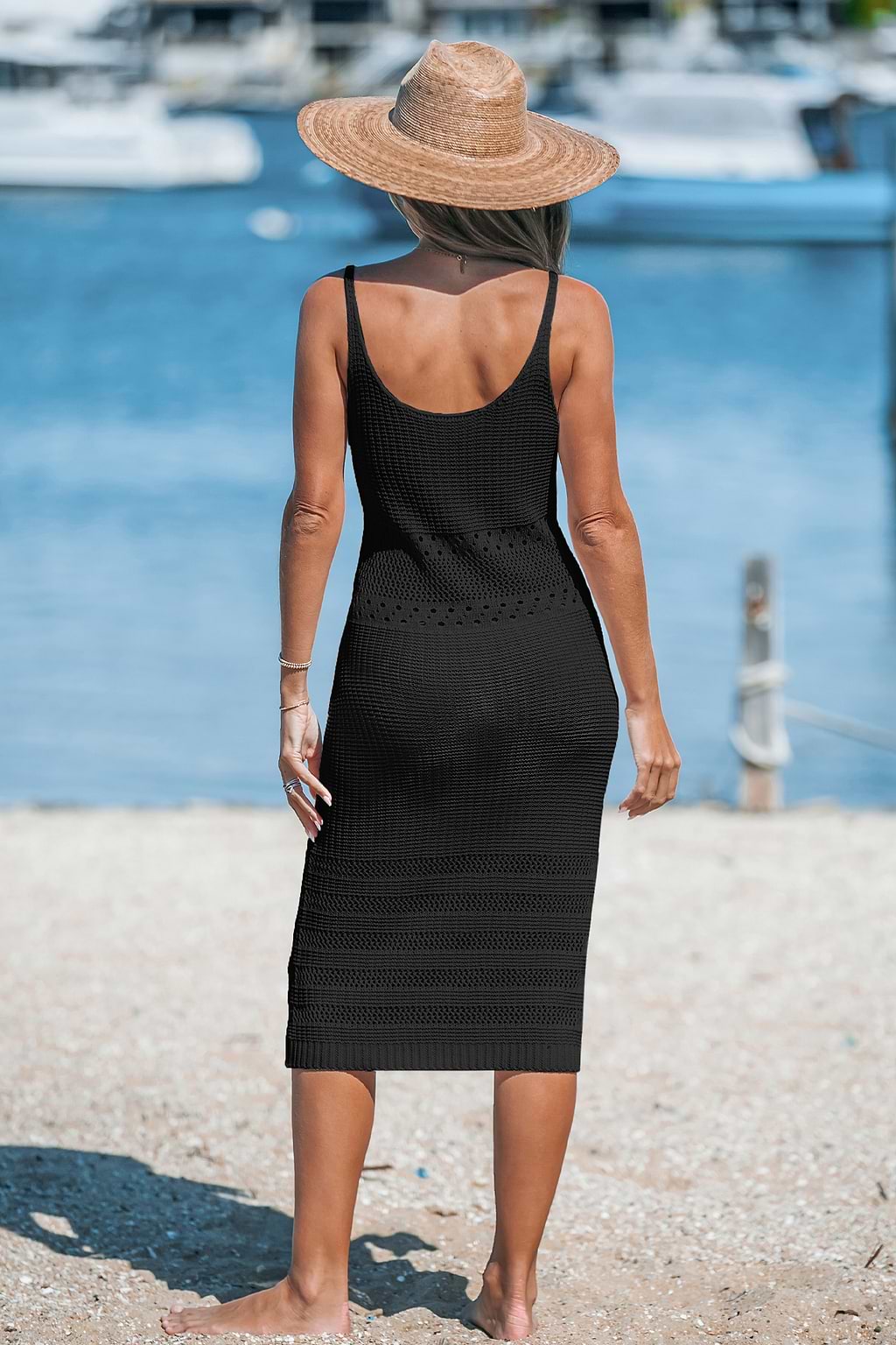 Schwarzer ärmelloser Midi-Bademantel mit Rundhalsausschnitt