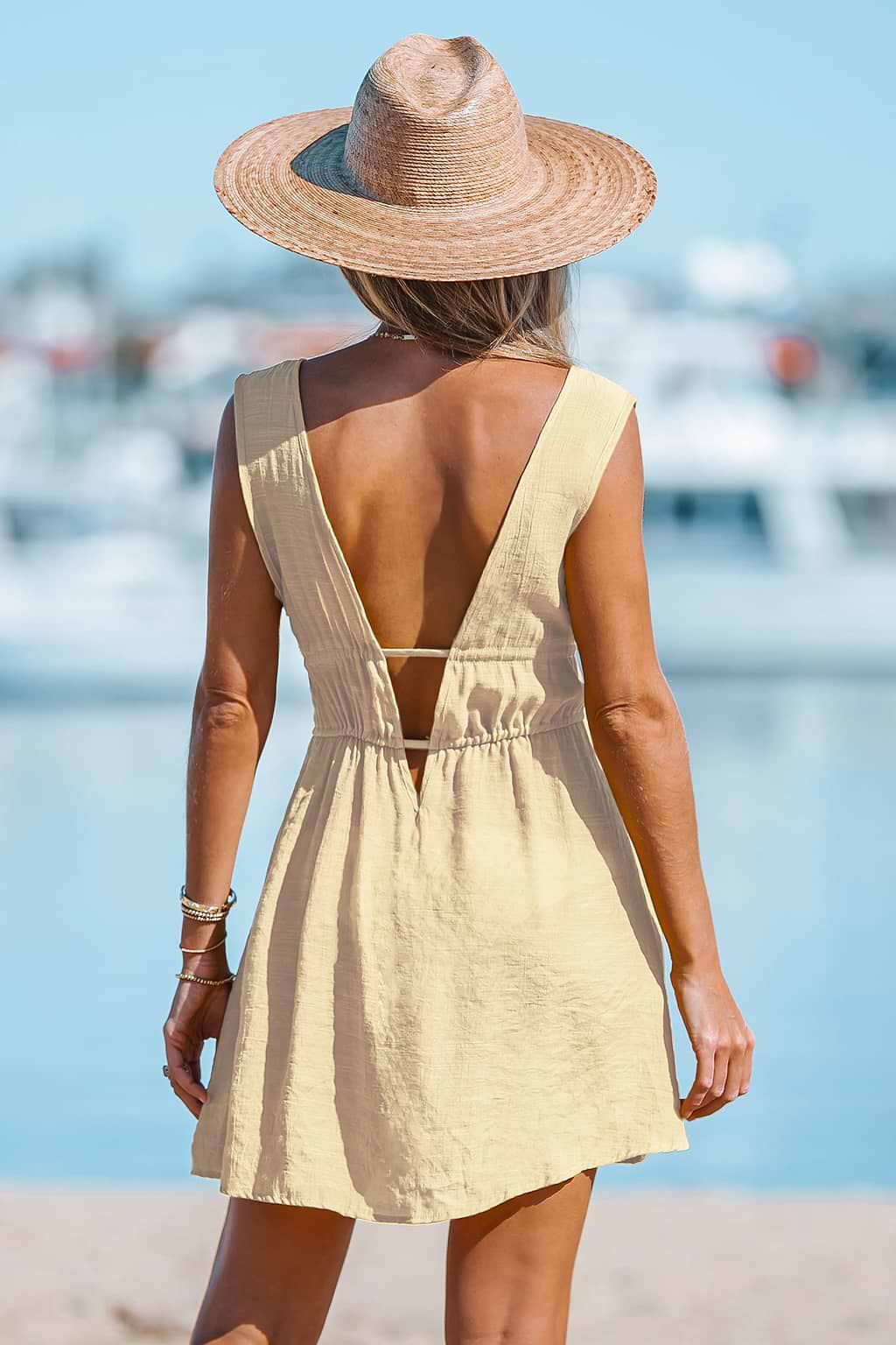 Gele diepe mouwloze mini-cover-upjurk