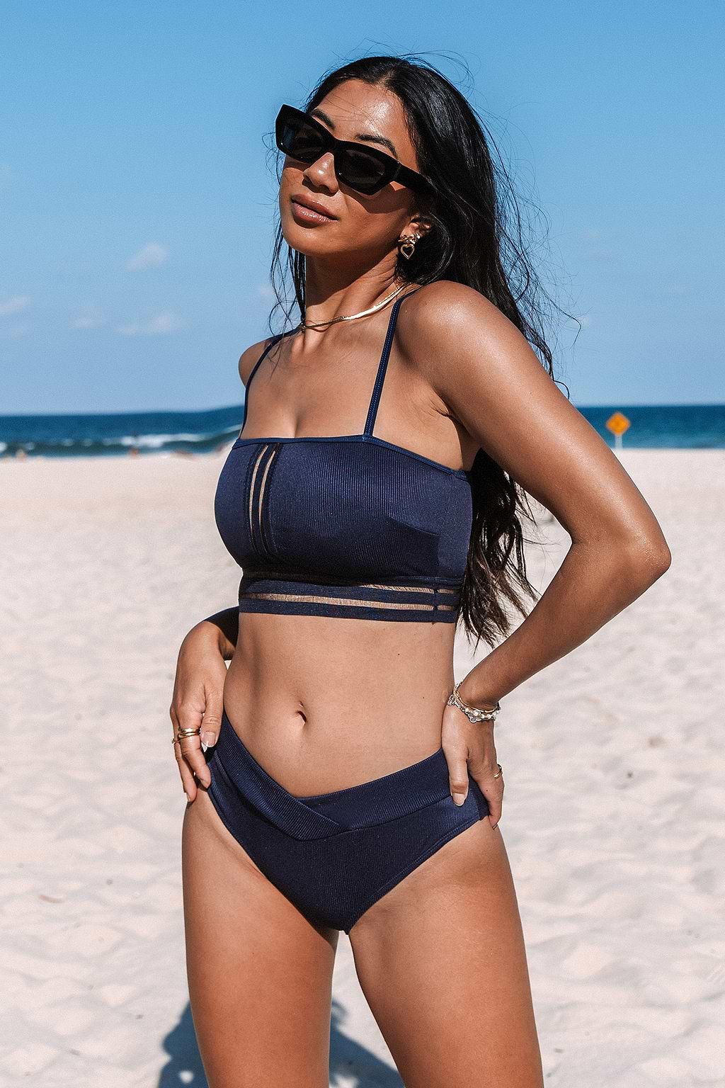 Blue Square Neck Bikini Top & V-Waist Bottoms Set