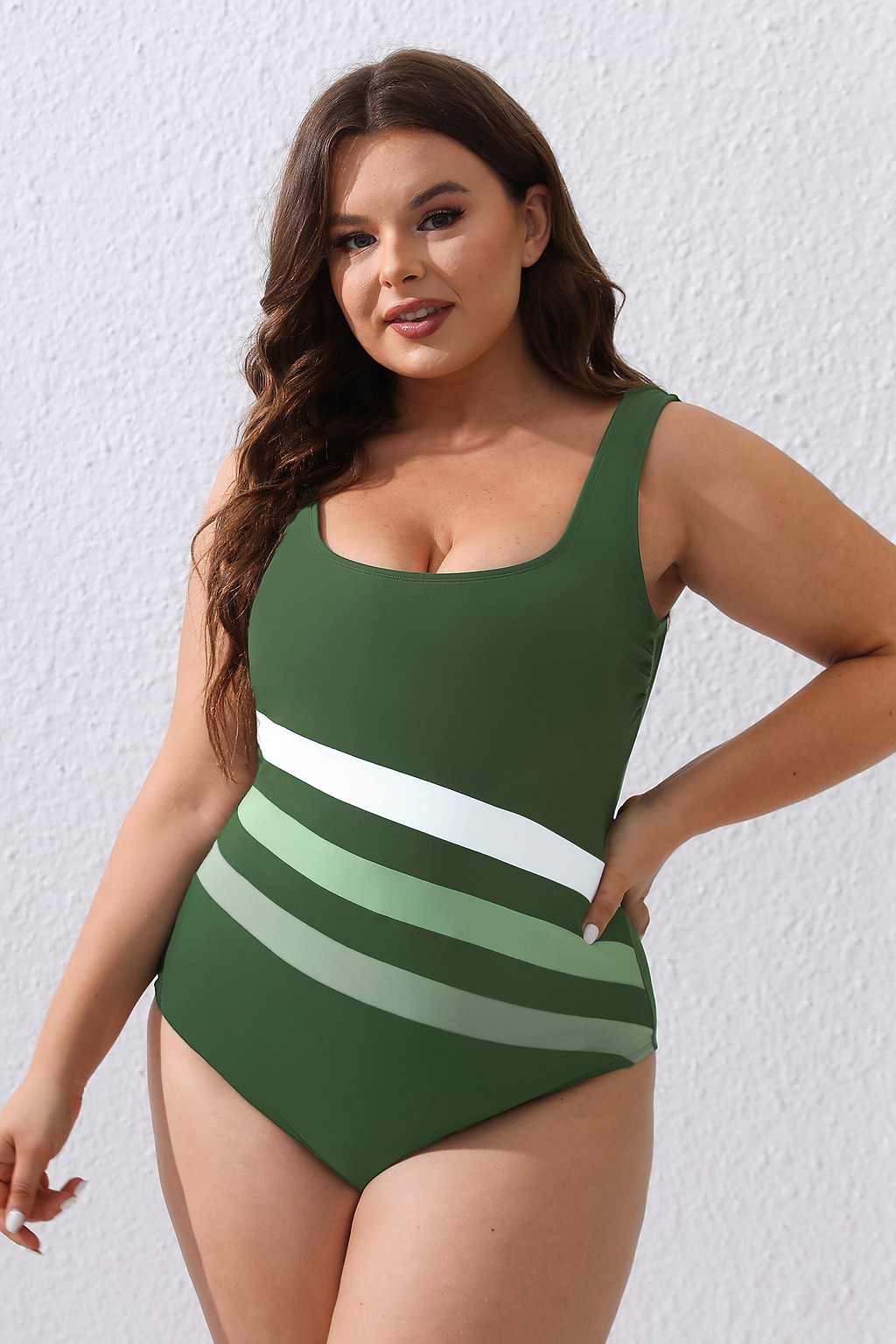 Grüner Badeanzug mit Rundhalsausschnitt