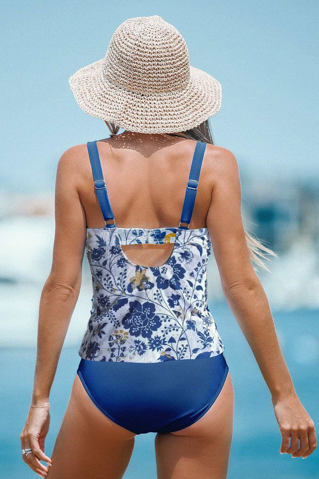 Set aus Tankini-Oberteil und Bikinihose mit Blumendruck