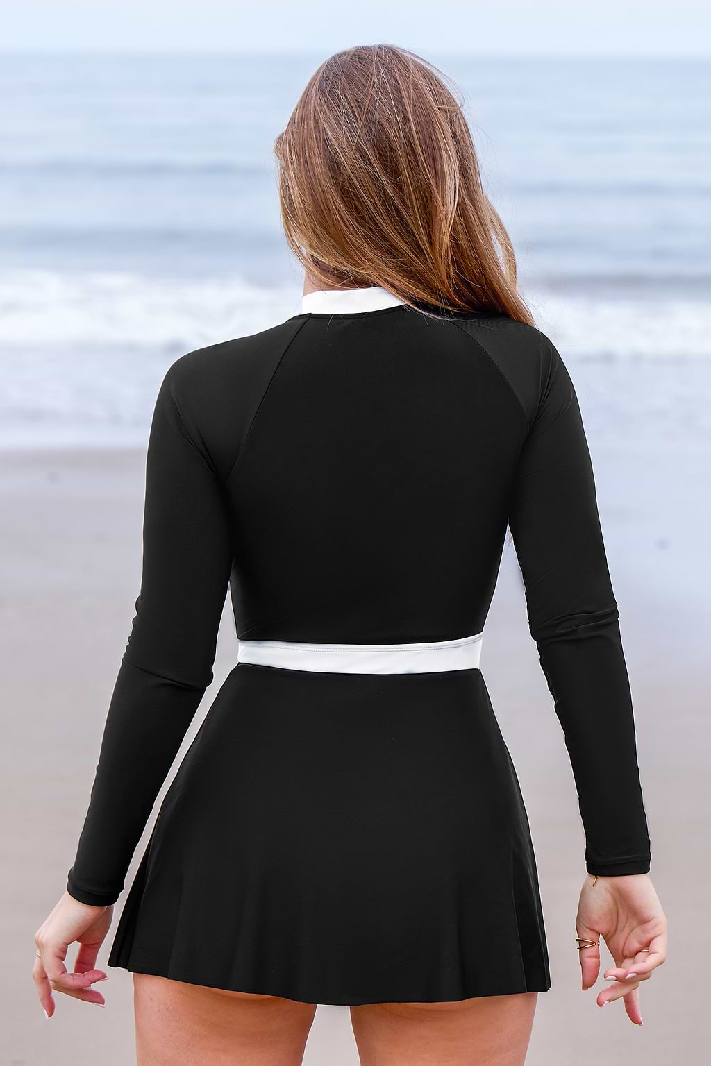 Black Round Neck Long Sleeve Front Zipper Swim Dress