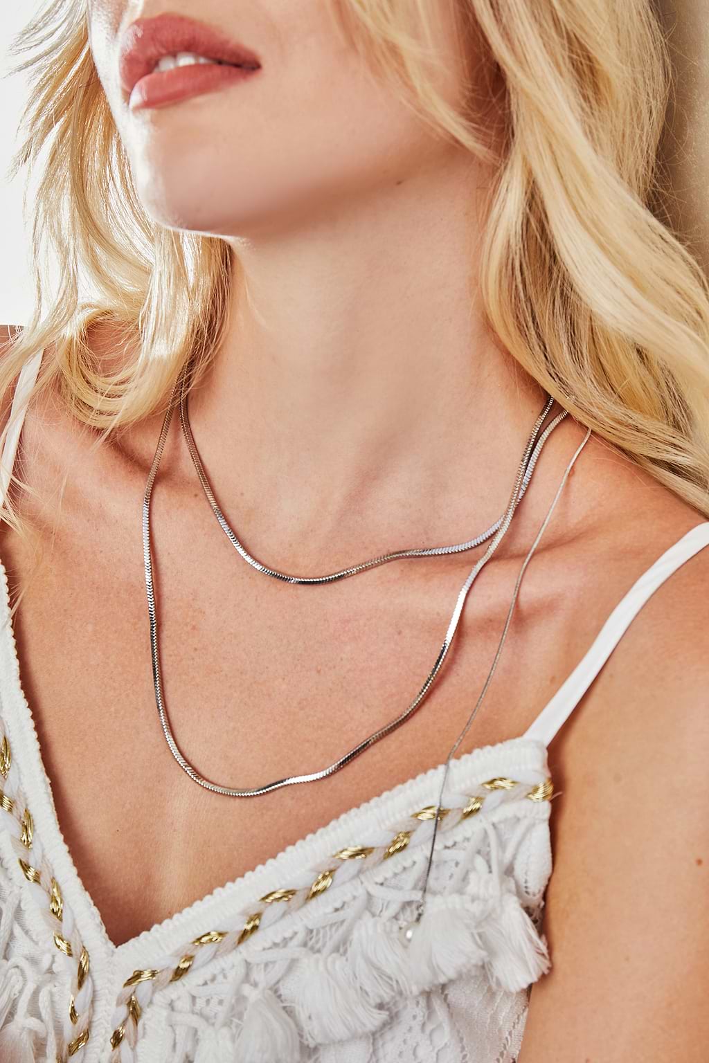 Faux Pearl Layered Chain Necklace