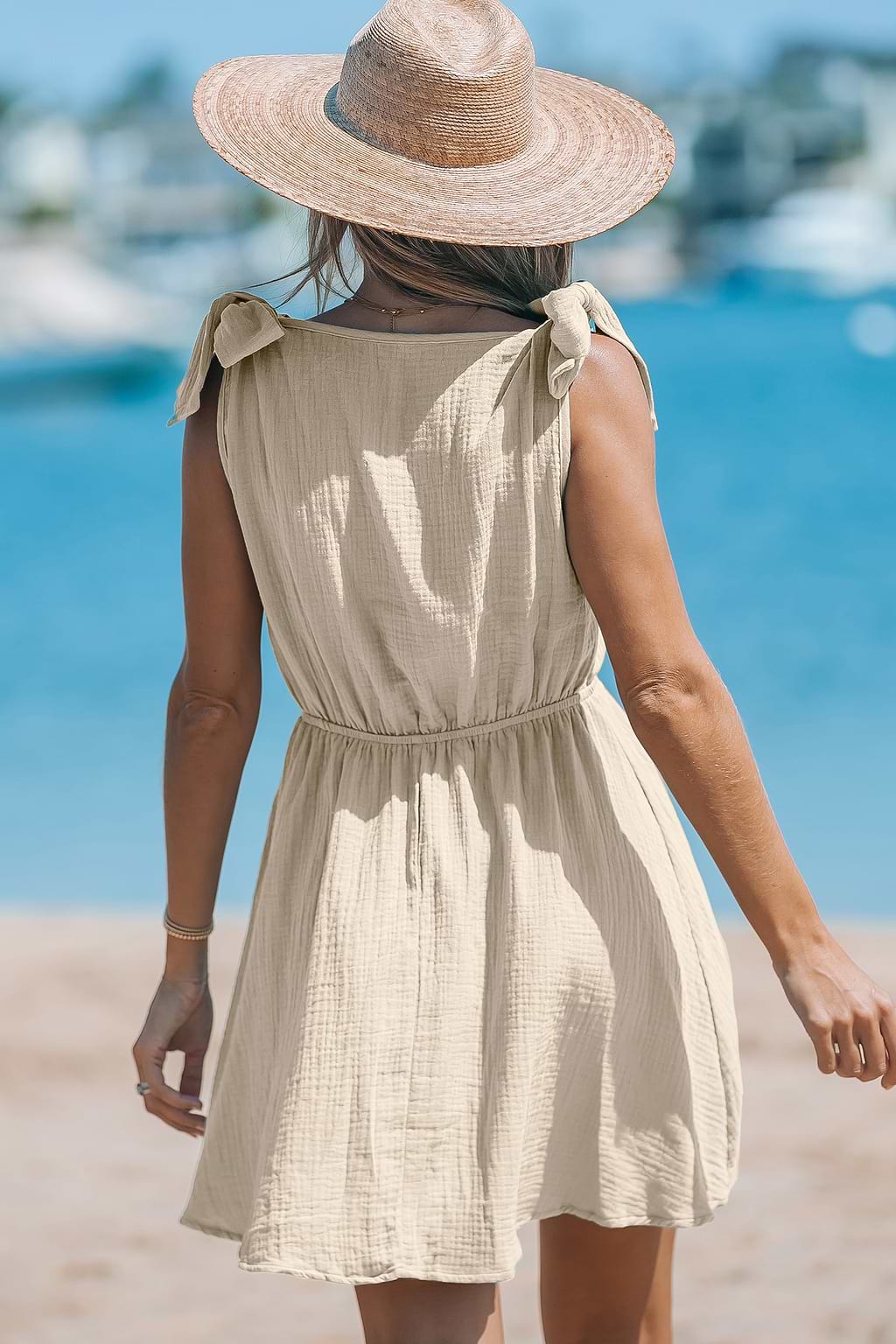 Abrikoos mini-jurk met v-hals