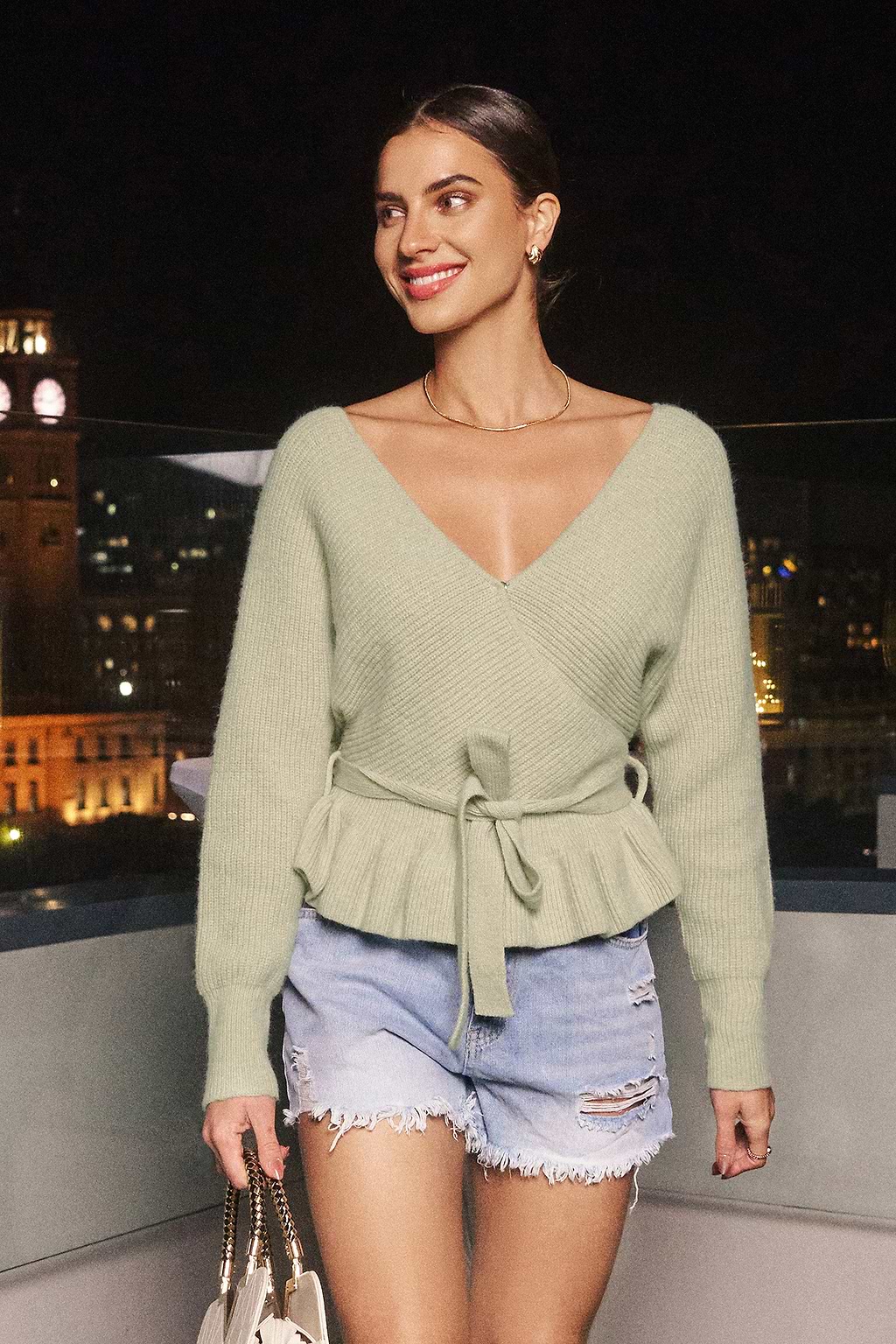 Langarmpullover mit Rüschen und Schößchen