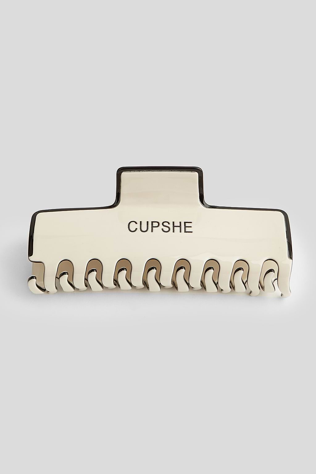 Pince à griffes de la marque Cupshe