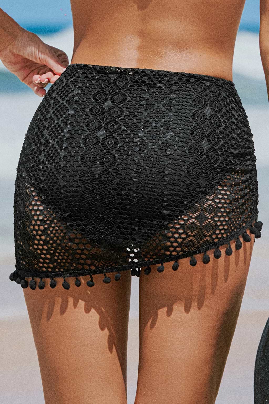 Bas de maillot de bain noir à pompons rétro
