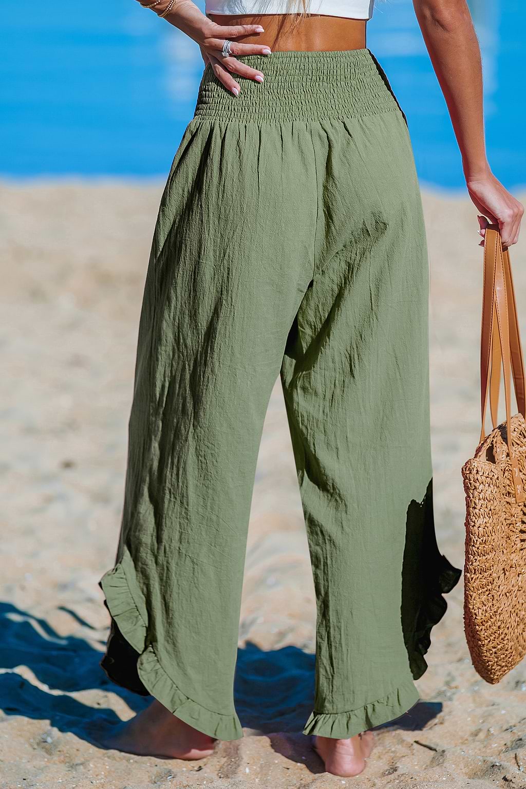 Pantalon en pur coton avec taille à smocks et jambe droite vert