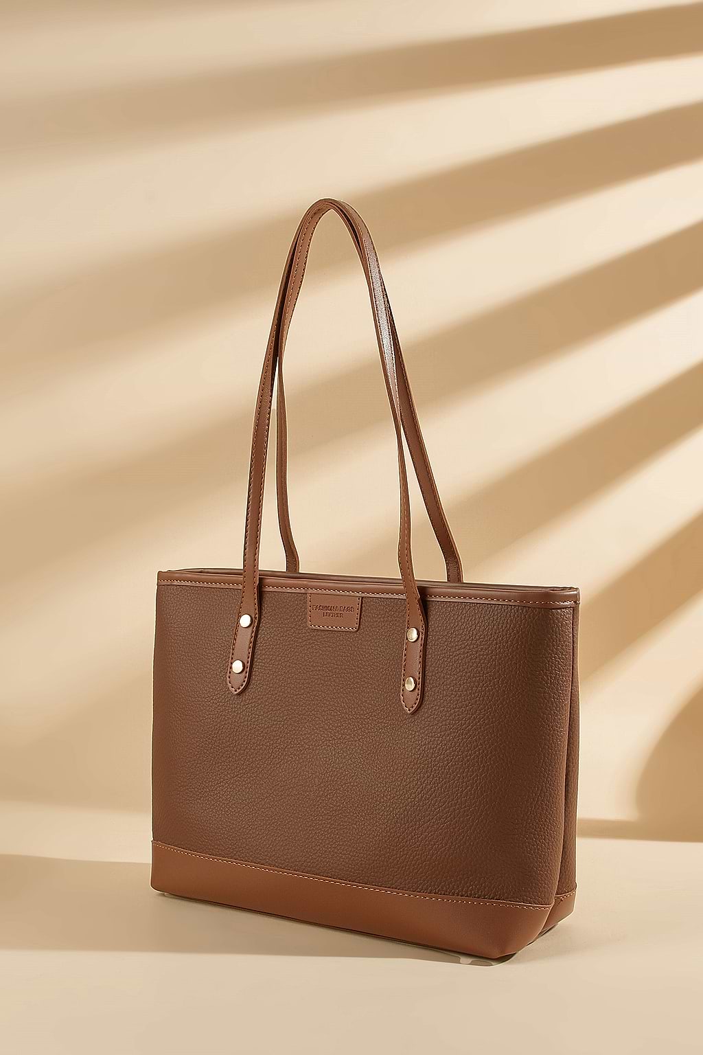 Bolsa de mano marrón