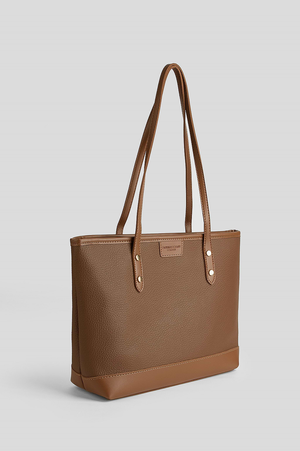 Bolsa de mano marrón