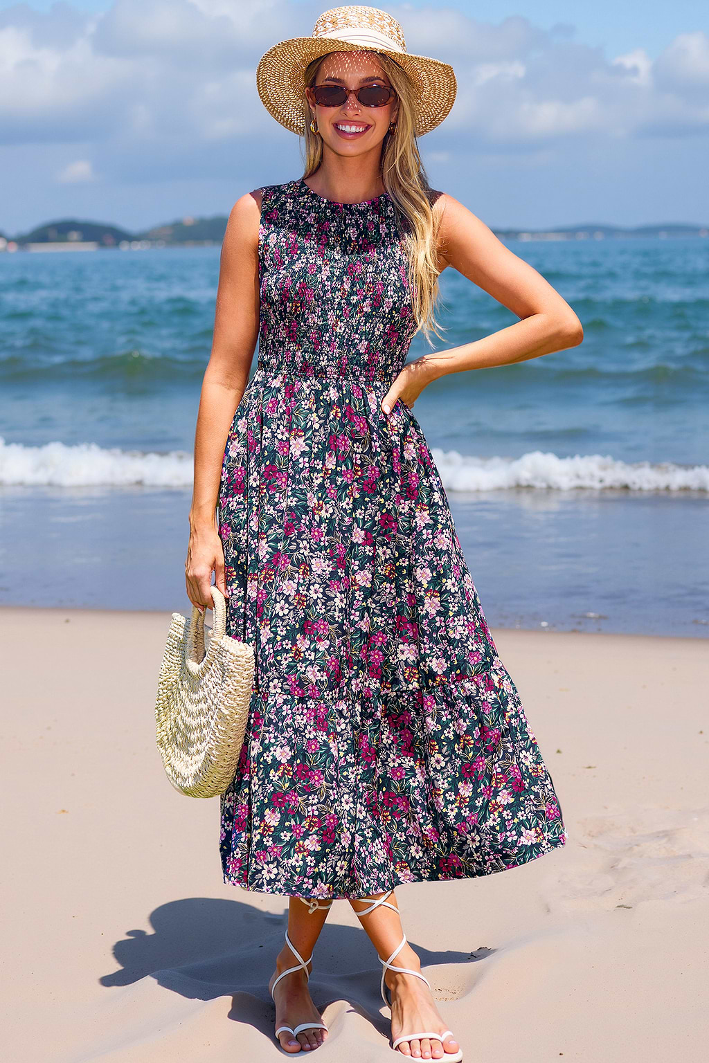 Vestido midi sin mangas con escote fruncido y estampado floral oscuro