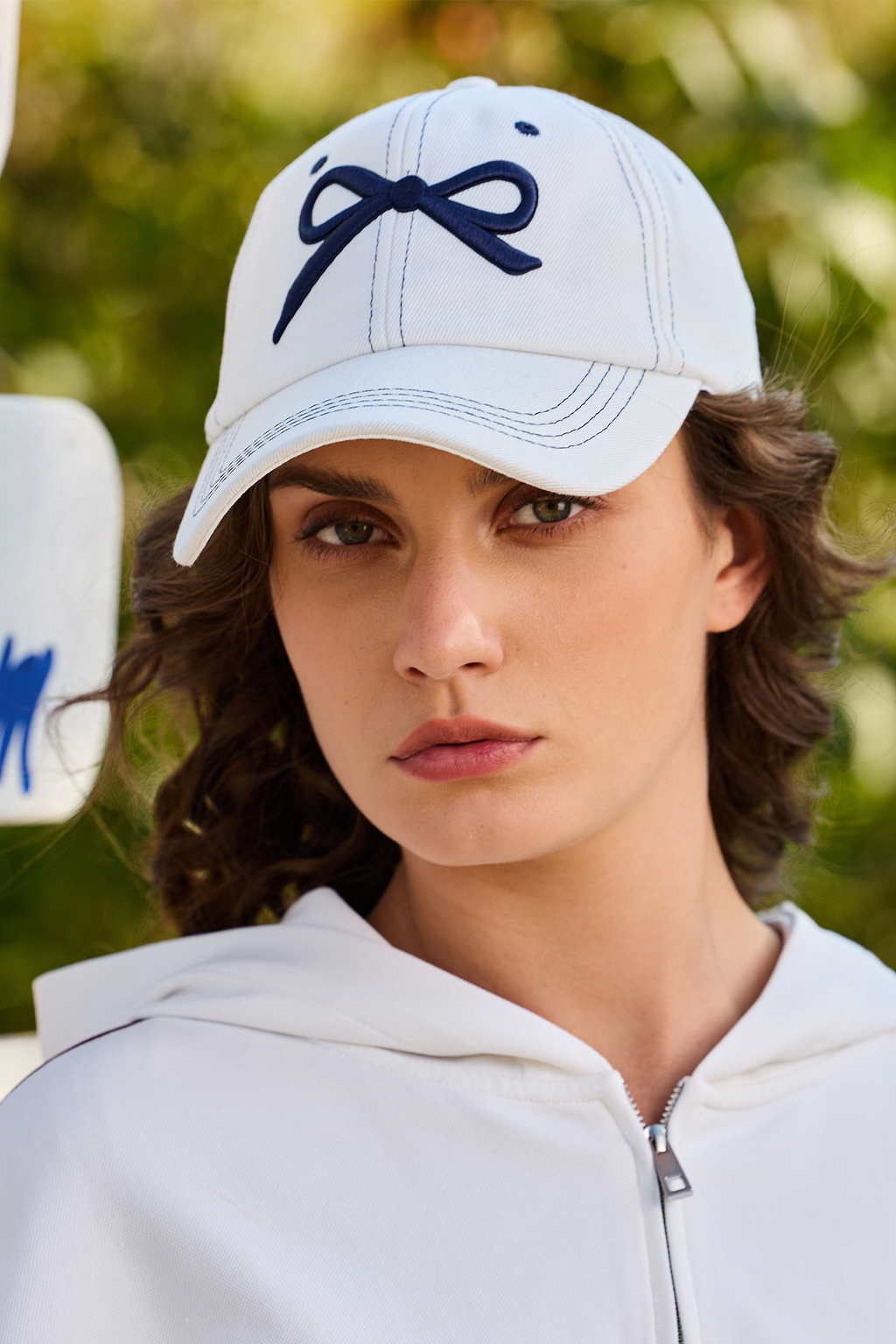 Sweet Tie White Baseball Cap