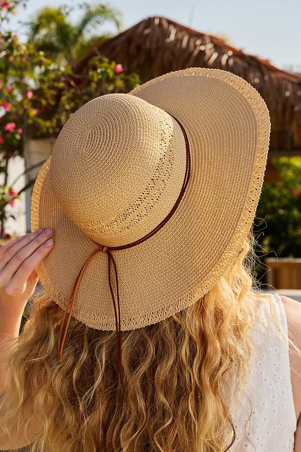 Lavender Lush Summer Beige Dome Cap display picture 2