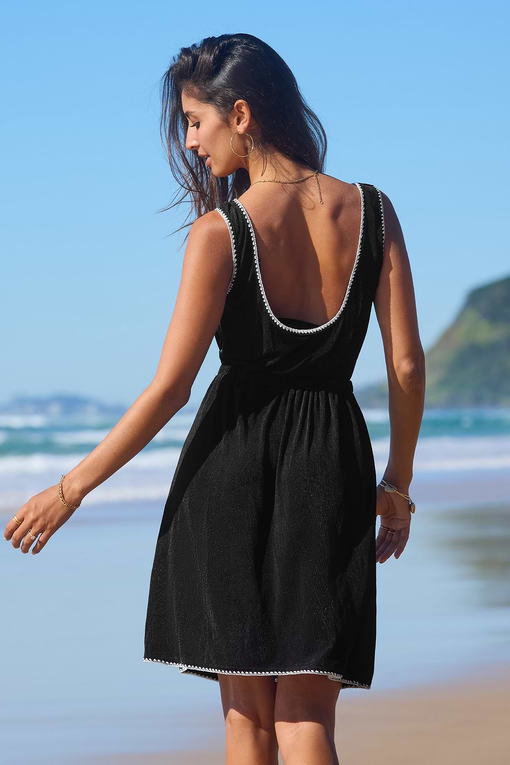 Chic Contrast Black Cover-Up Midi Dress