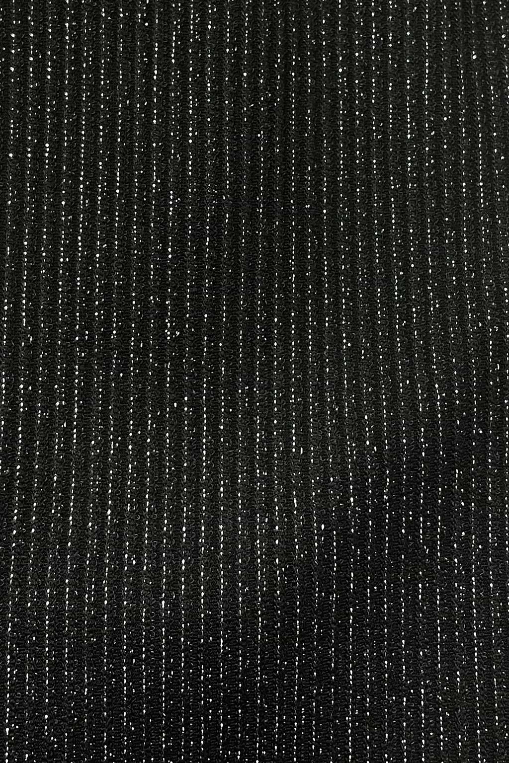 Maillot de bain une pièce noir col V couverture classique