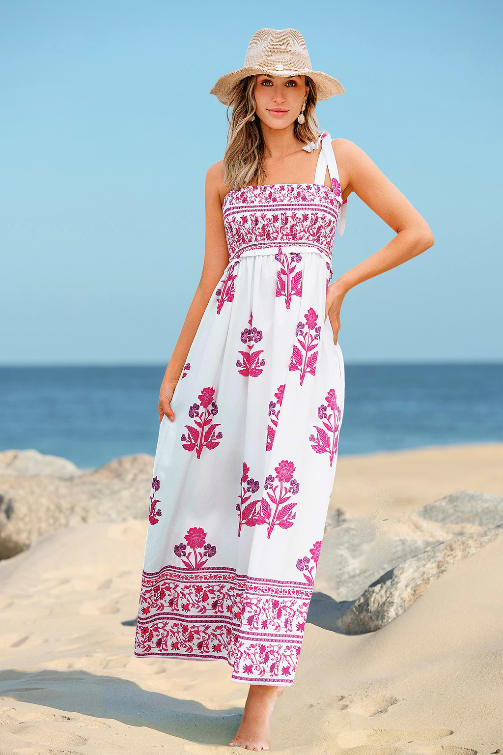 Robe longue fleurie col carré sans manches