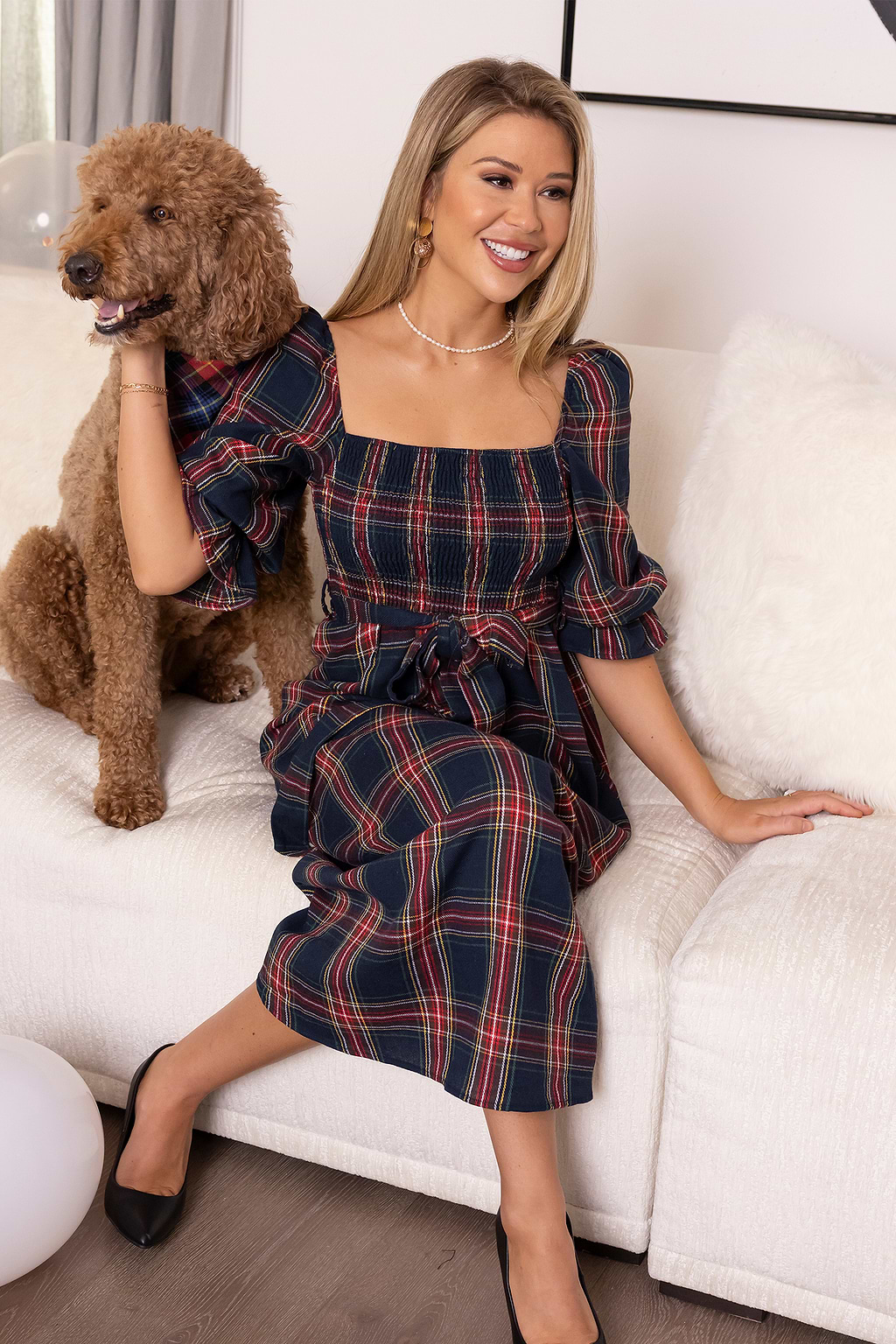 Robe maxi avec ceinture à smocks en carreaux