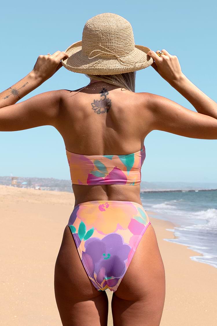 Midkini bandeau et bikini taille haute