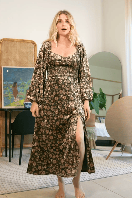 Robe en velours à manches blouson et col en cœur florale