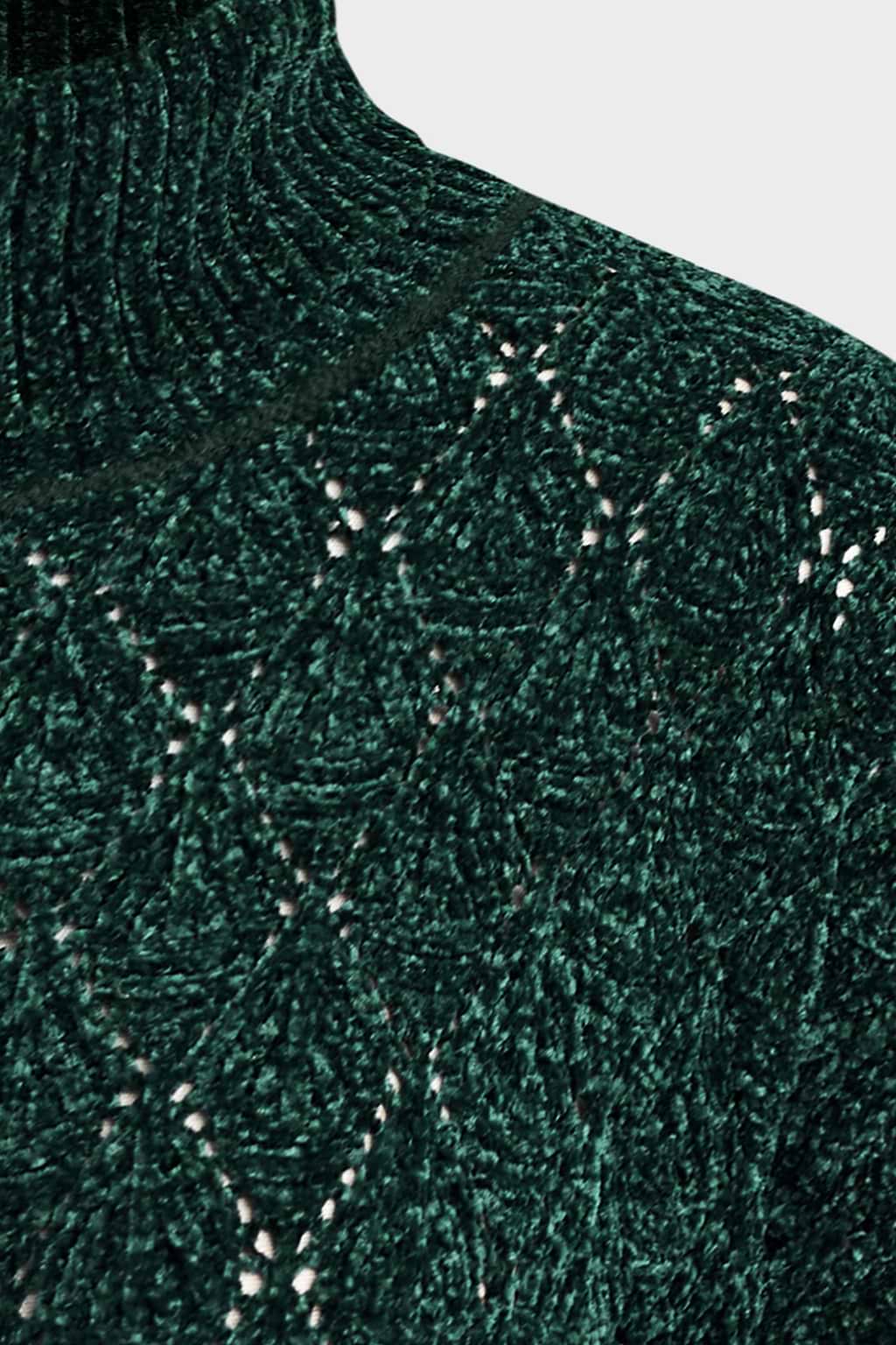 Green Diamond-Stitched Turtleneck Sweater