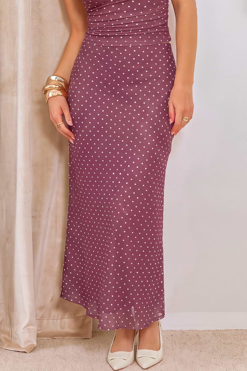 Jupe longue à pois tissée