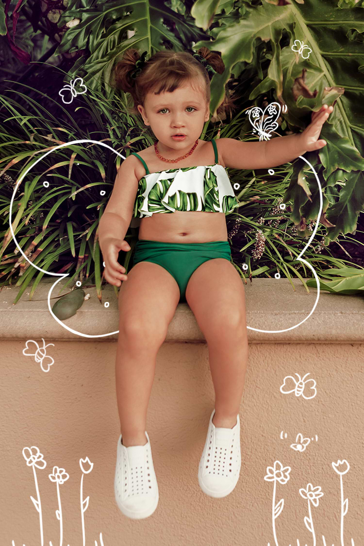 Bikini Bandeau Floral Emilee con Olanes para Niñas e Infantes