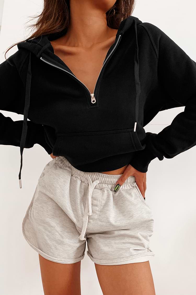 Sweat à capuche noir demi-zip