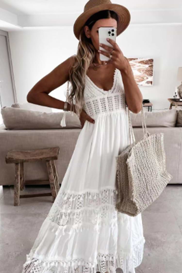 Robe à bretelles fines et gland avec bordures en dentelle