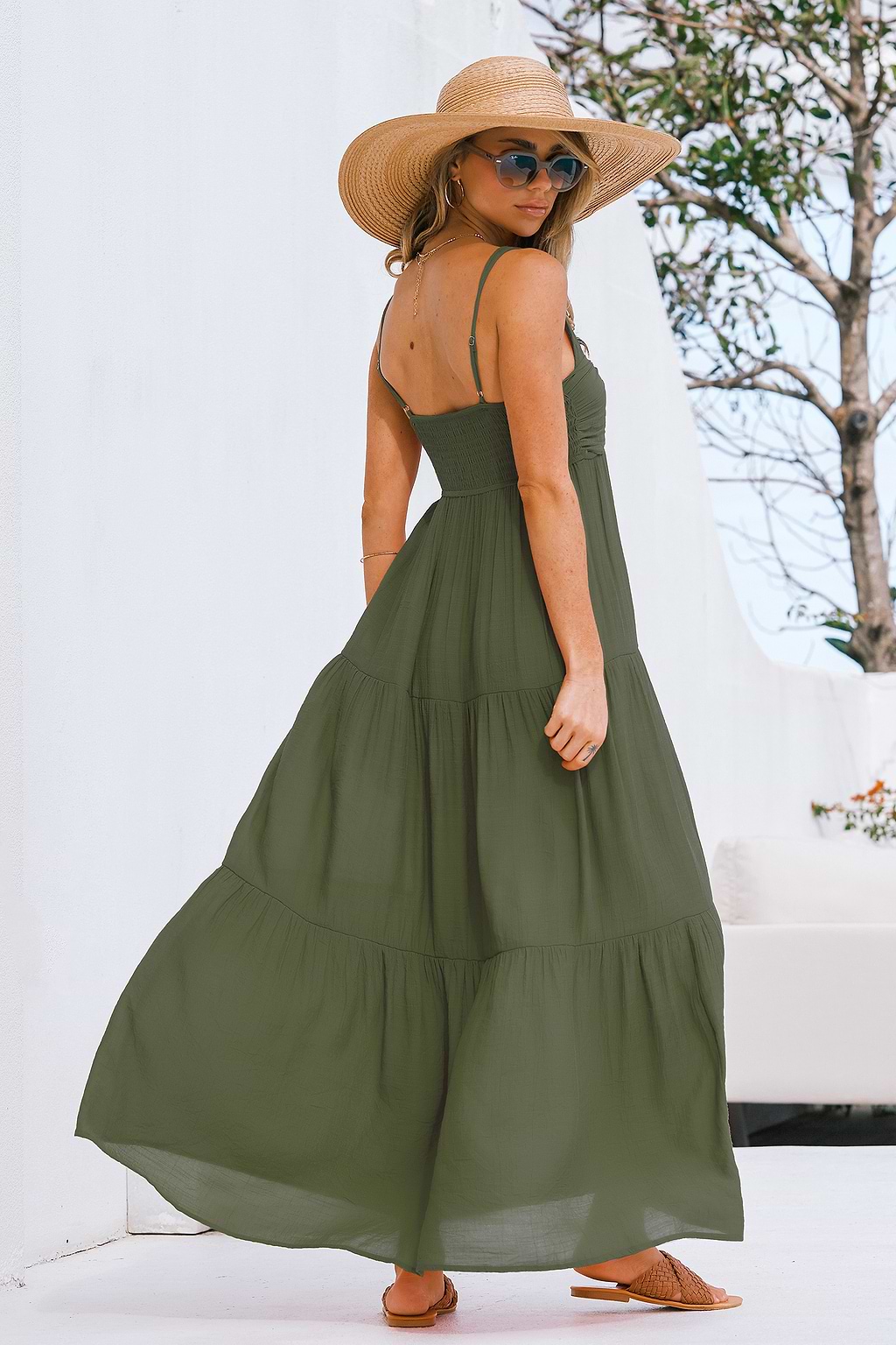 Robe maxi à nœud sur le devant et à volants