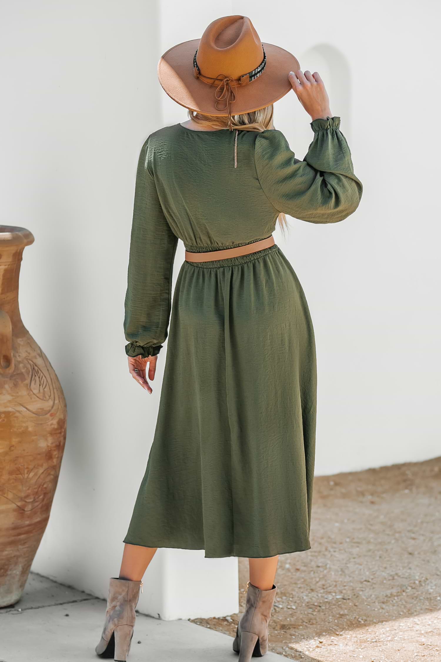 トップス　オリーブグリーン Olive Green Smocked Midi Dress
