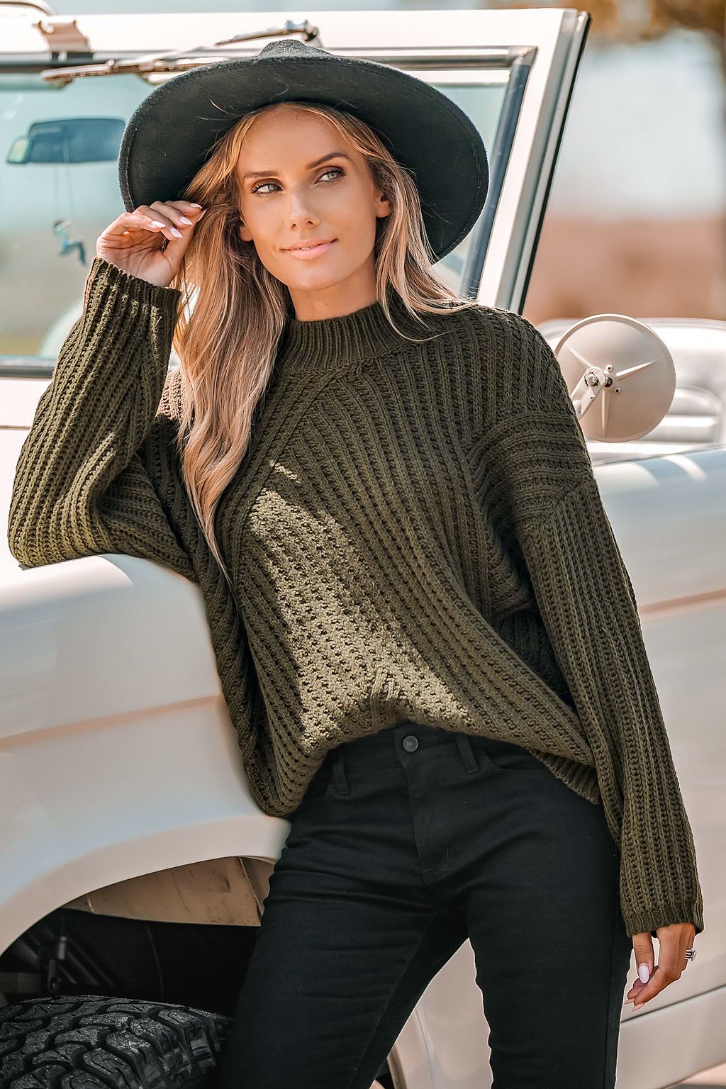 Dark Green Chunky Knit Turtleneck Sweater