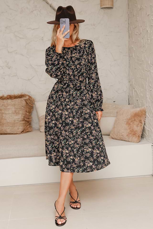Belted Floral Print Round Neck Midi Dress