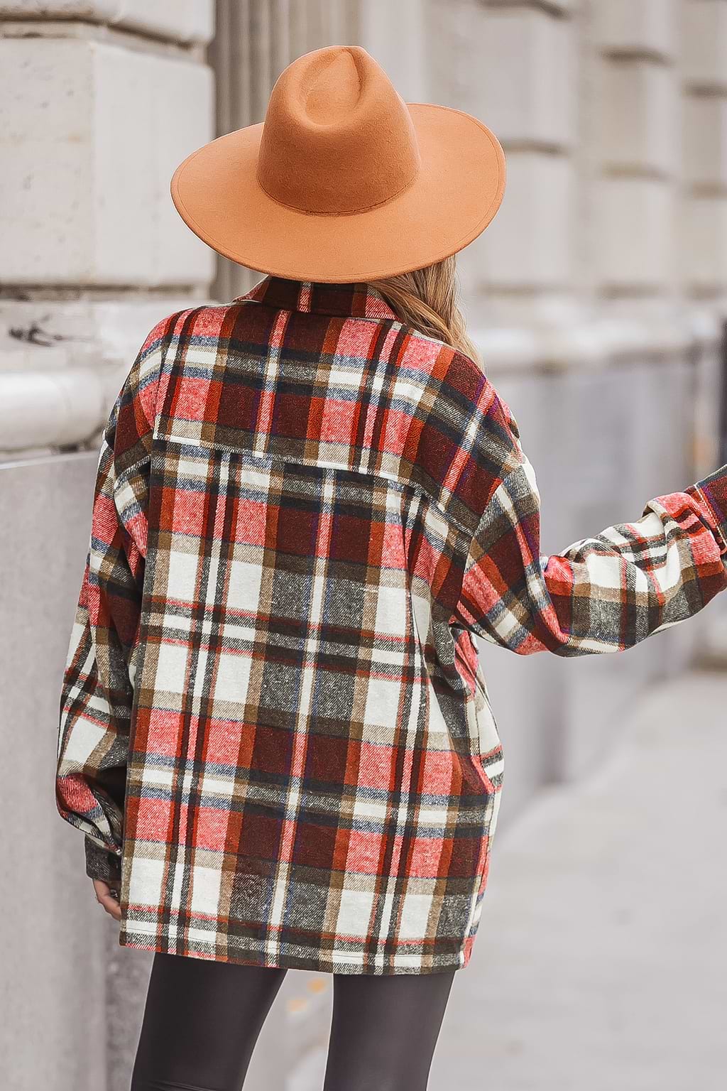 Sobrecamisa con botones y bolsillo a cuadros