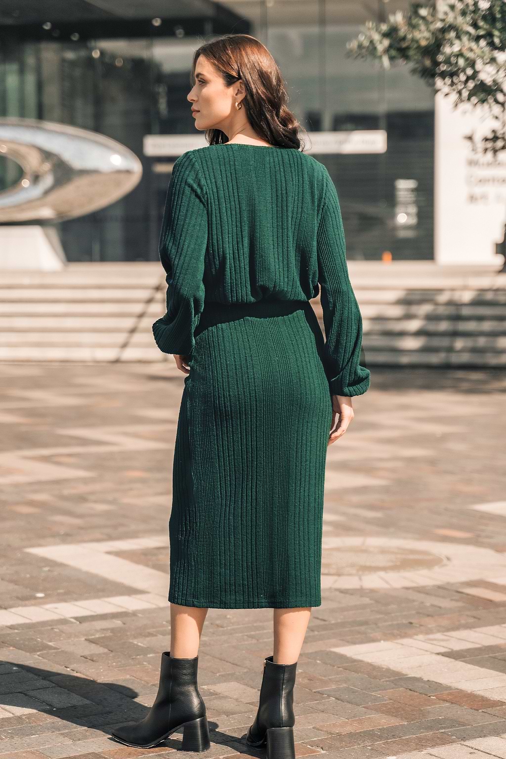 Emerald Ribbed Midi Dress